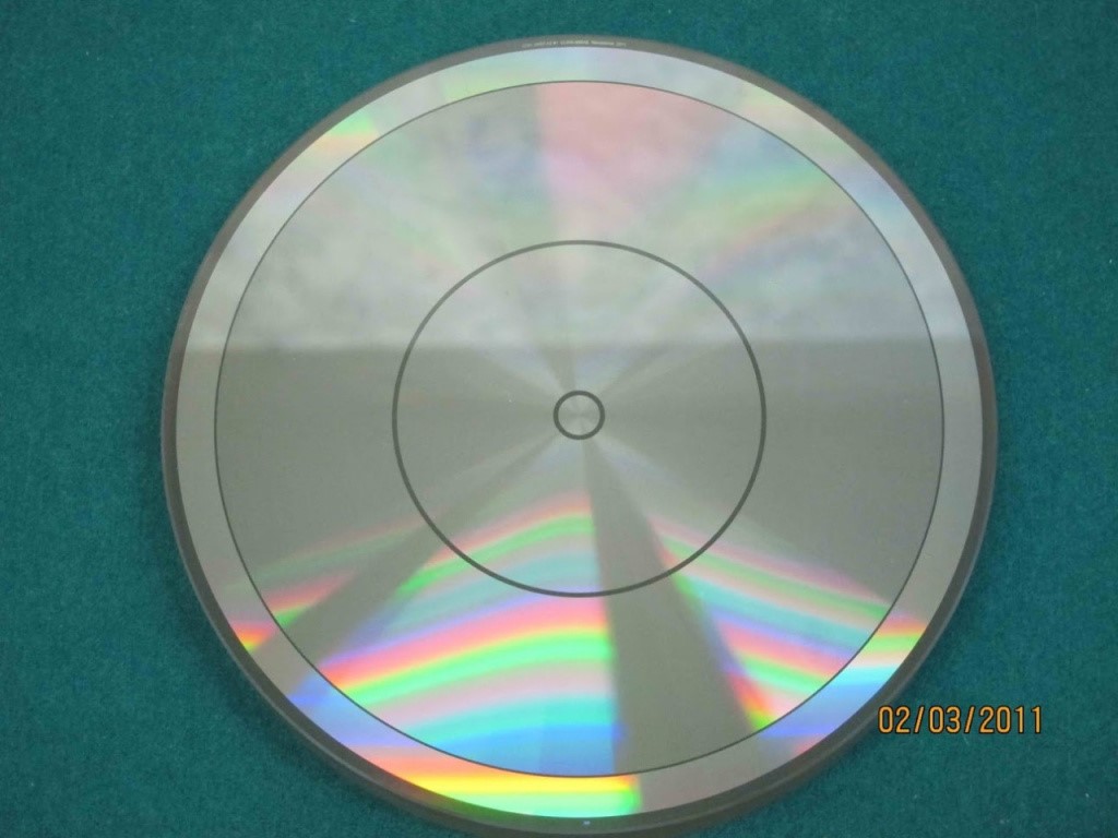Голограмма на кварцевом оптическом стекле